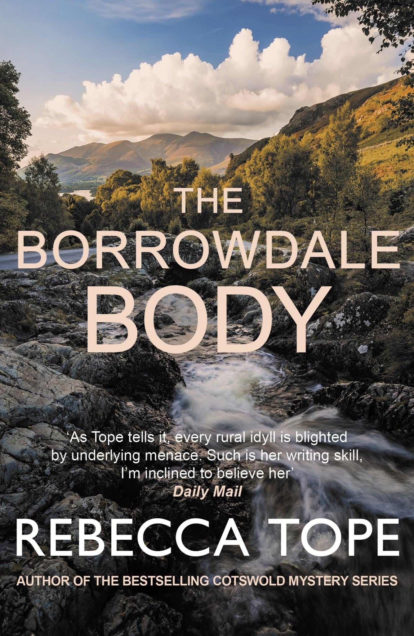 The Borrowdale Body (Lake District Mysteries #13)