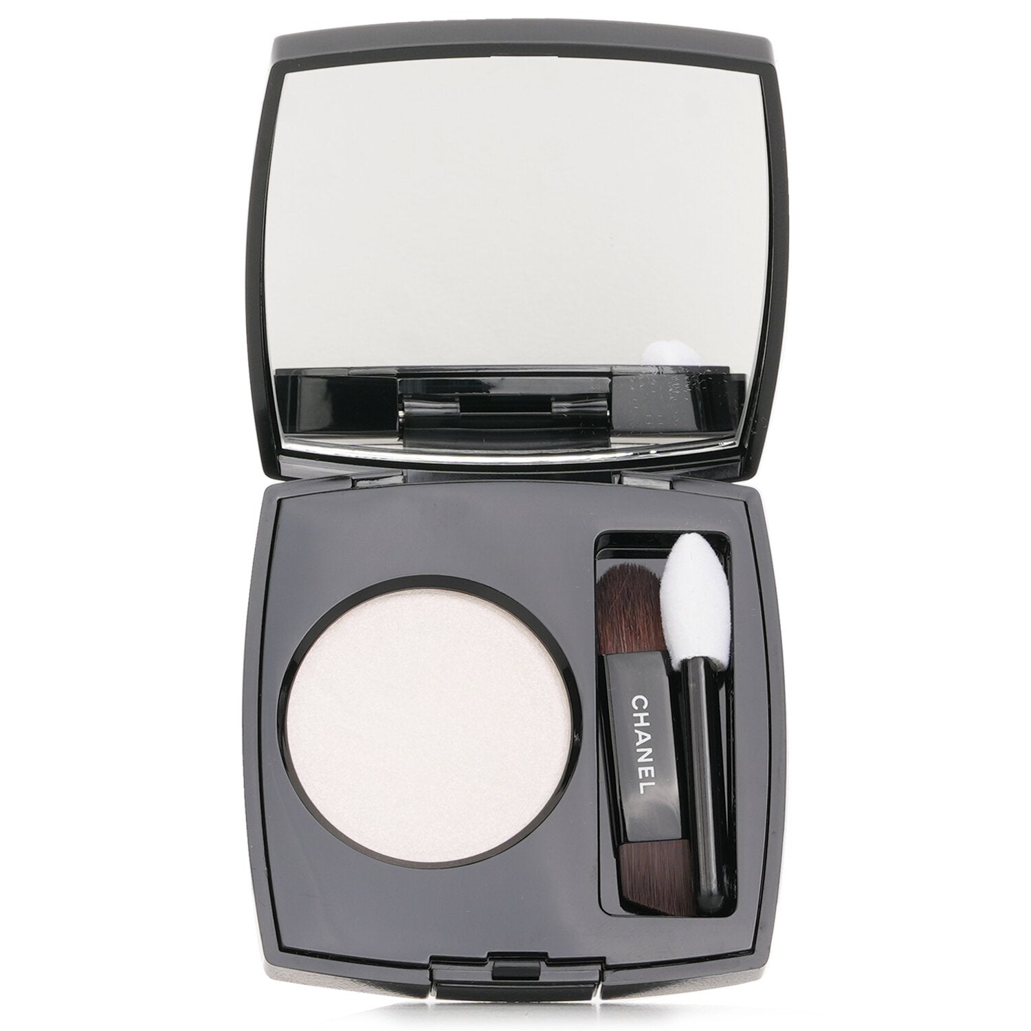 Chanel Ombre Essentielle Multi Use Longwearing Eyeshadow - # 220 Blanc Perle 2.2