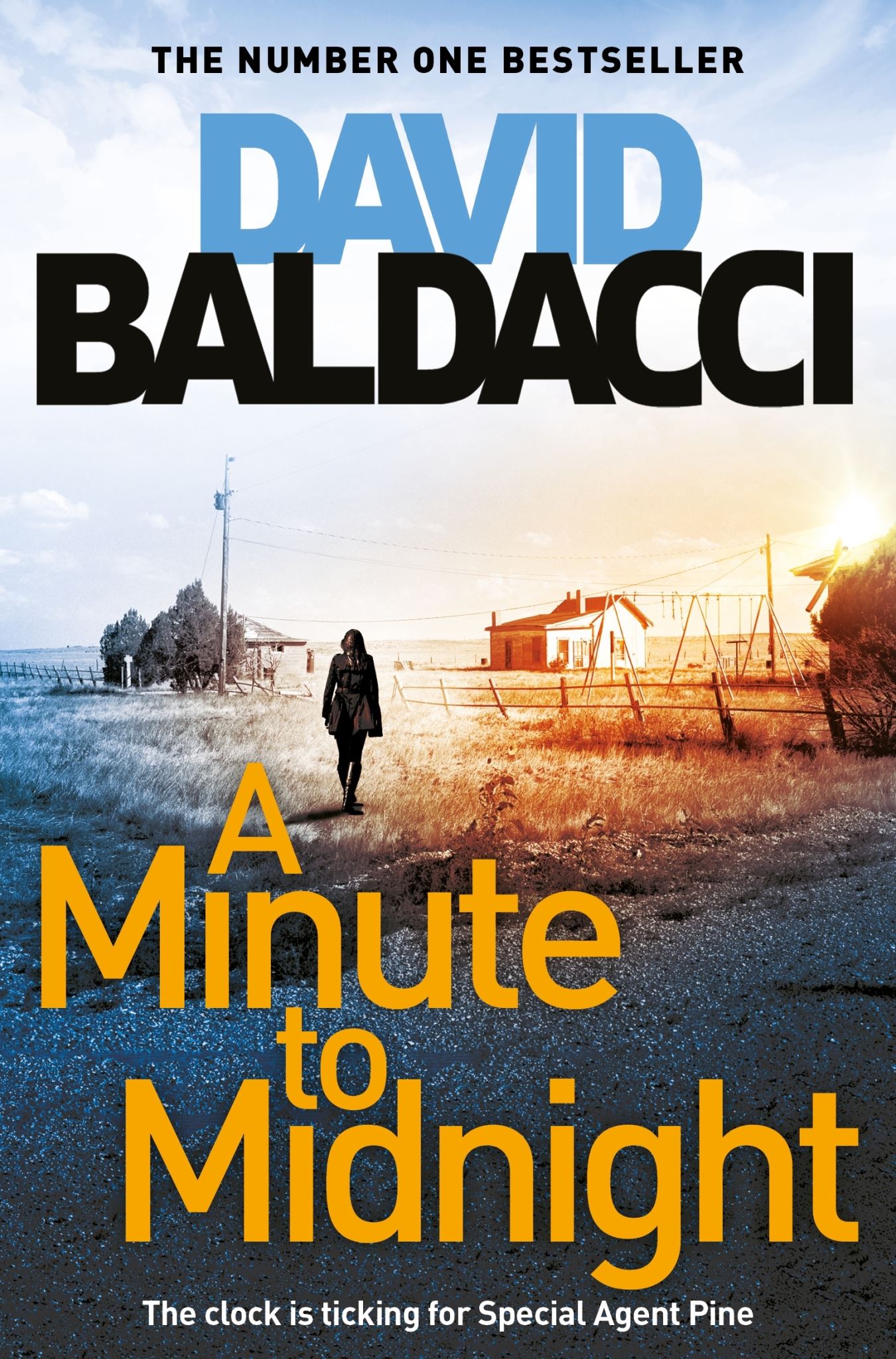 A Minute to Midnight: An Atlee Pine Novel 2